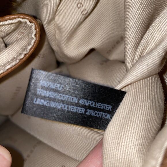 GUESS Raffie Carryall Purse Shoulder Strap Zip Pockets Brown Tan Camel Tote Bag - Picture 9 of 10